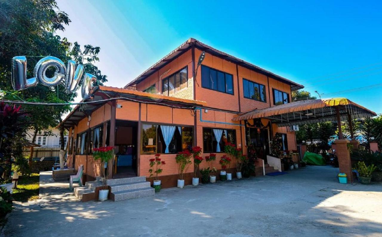 Wun Tawp Garden Hotel Myitkyinā Exterior photo